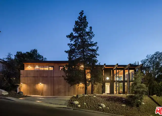 Property at 11558 Duque Dr, Studio City, CA, 91604, 5 beds, 5 baths, [object Object]