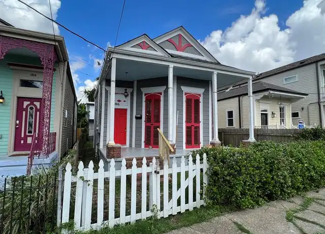 Property at 1916 Delachaise St Unit B, New Orleans, LA, 70115, 1 bed, 1 bath, [object Object]