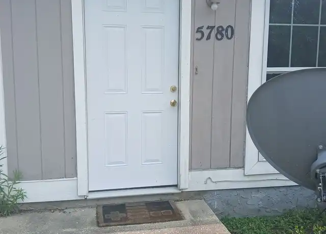 Property at 5780 Aftonshire Dr Unit 1, Fayetteville, NC, 28304, 1 bed, 1 bath, [object Object]