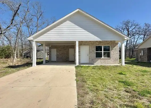 Property at 1004 Woodland Dr, Quinlan, TX, 75474, 3 beds, 2 baths, [object Object]