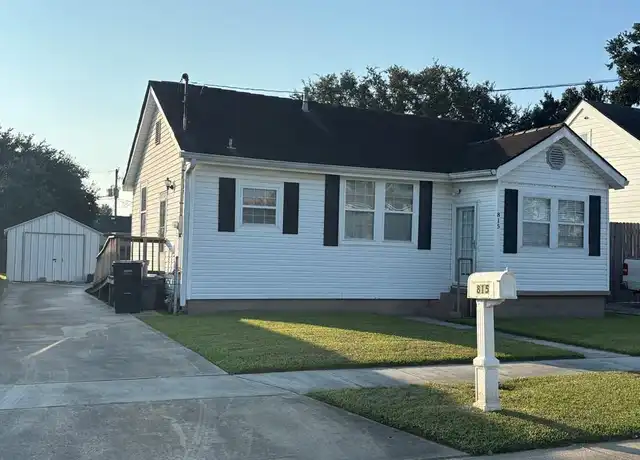 Property at 815 Lebeau St, Arabi, LA, 70032, 2 beds, 1 bath, [object Object]