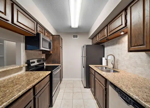 Property at 1860 White Oak Dr #327, Houston, TX, 77009, 2 beds, 2 baths, [object Object]
