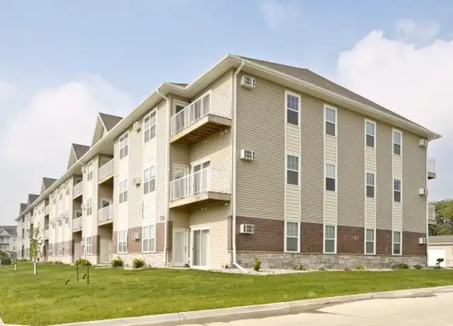 Property at Encore Apartments - 3321 7th St NE, Minot, ND, 58703, 2 beds, 2 baths, [object Object]