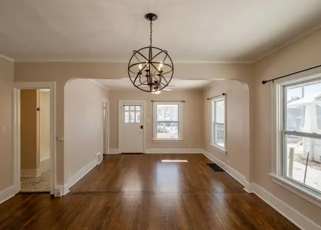 Property at 1726 5th Ave SE, Cedar Rapids, IA, 52403, 2 beds, 1 bath, [object Object]