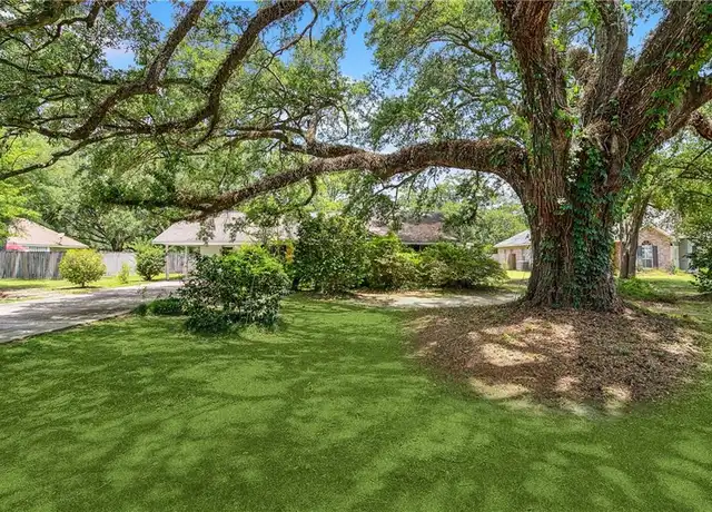 Property at 108 Camellia Dr, Covington, LA, 70433, 4 beds, 2.5 baths, [object Object]