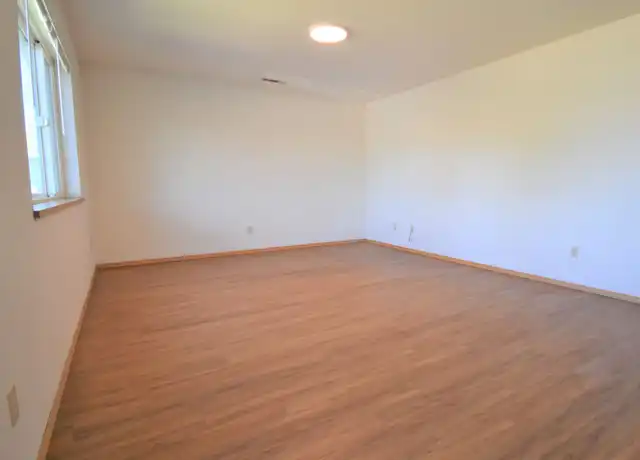 Property at 8 Michael Grove Ave, Bozeman, MT, 59718, 3 beds, 1 bath, [object Object]
