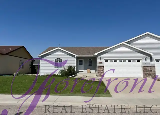 Property at 1700 E 27th St, Casper, WY, 82601, 3 beds, 3 baths, [object Object]
