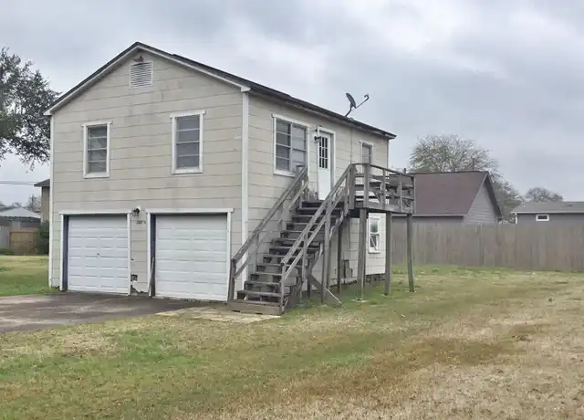 Property at 105 9th Ave, Nederland, TX, 77627, 2 beds, 1 bath, [object Object]