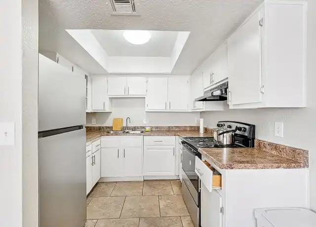 Property at Woodridge Manor Apartments - 6575 W Ocotillo Rd, Glendale, AZ, 85301, 2-3 beds, 1-2 bath, [object Object]