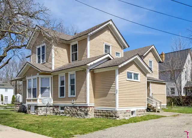 Property at 723 W Walnut St, Kalamazoo, MI, 49007, 1 bed, 1 bath, [object Object]