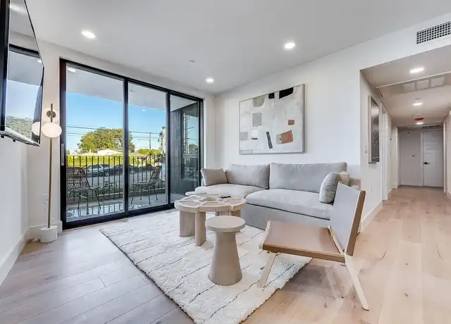 Property at Centinela by Category - 4971 S Centinela Ave, Los Angeles, CA, 90066, 6 beds, 4 baths, [object Object]