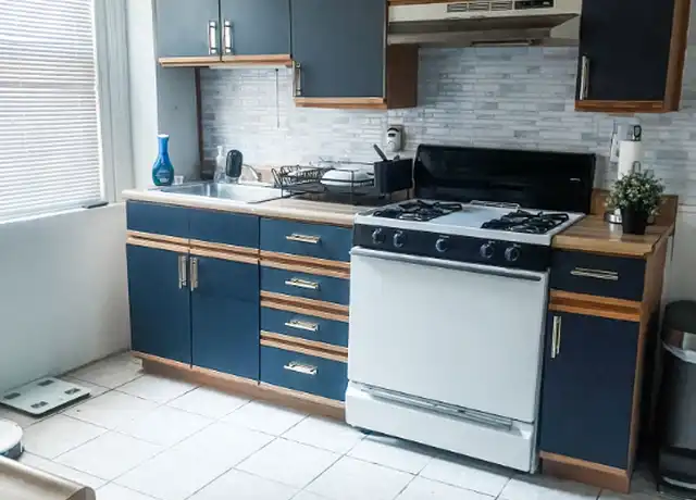 Property at 22 School Ln Unit 1, Ardmore, PA, 19003, 2 beds, 1 bath, [object Object]
