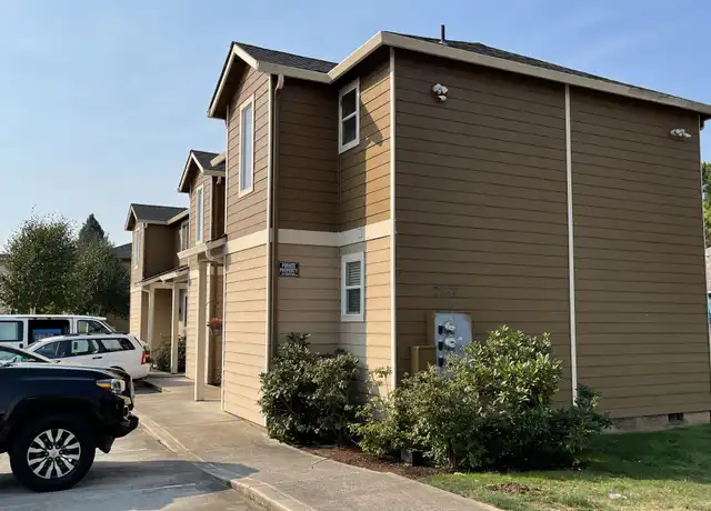 Property at 2760 Silverton Rd NE, Salem, OR, 97301, 3 beds, 1.5 baths, [object Object]