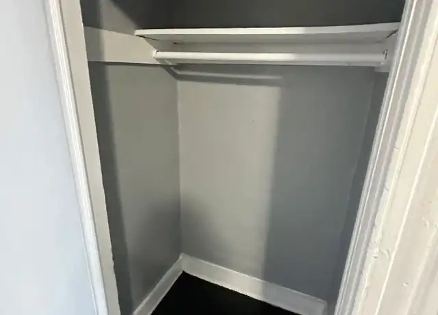 Property at 419 N Patterson Park Ave, Baltimore, MD, 21231, 2 beds, 1 bath, [object Object]