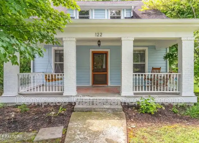 Property at 122 W Glenwood Ave, Knoxville, TN, 37917, 4 beds, 2 baths, [object Object]