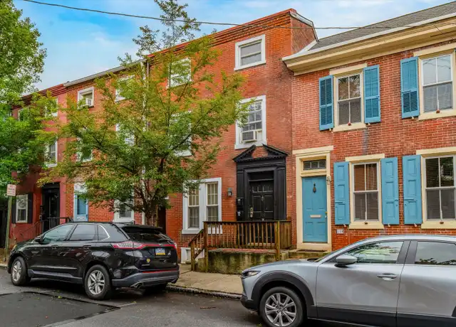 Property at 117 E Miner St Unit A, West Chester, PA, 19382, 1 bed, 1 bath, [object Object]