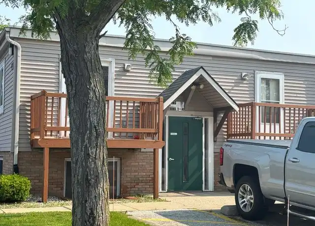 Property at 6317 State St Apt 7, Saginaw, MI, 48603, 1 bed, 1 bath, [object Object]