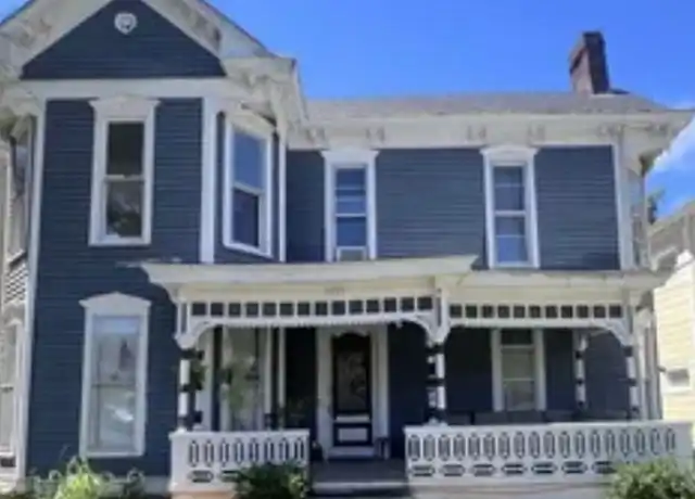 Property at 1217 Chestnut St Unit 2, Bowling Green, KY, 42101, 2 beds, 1 bath, [object Object]