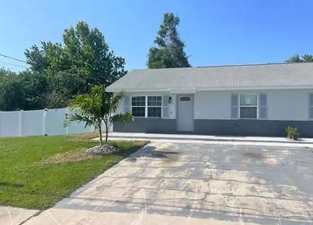 Property at 130 E 17th St, Saint Cloud, FL, 34769, 2 beds, 1 bath, [object Object]