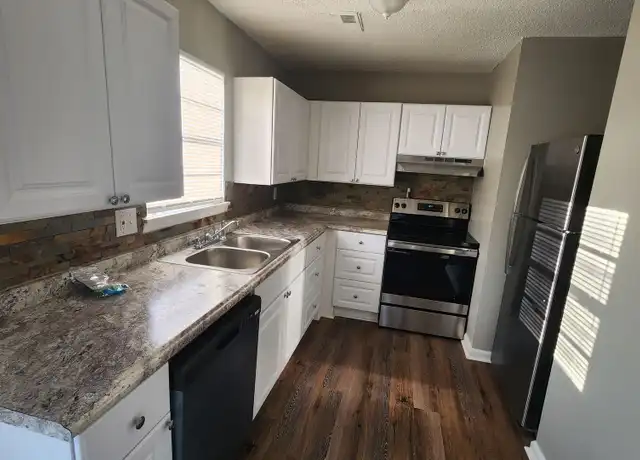 Property at 4041 Knight Rd SW Unit 4041-C7, Huntsville, AL, 35805, 2 beds, 1 bath, [object Object]