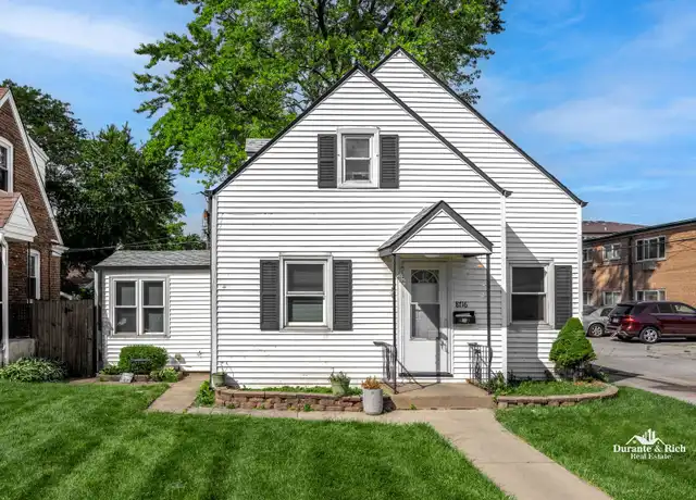 Property at 8716 S Sacramento Ave, Evergreen Park, IL, 60805, 3 beds, 3 baths, [object Object]