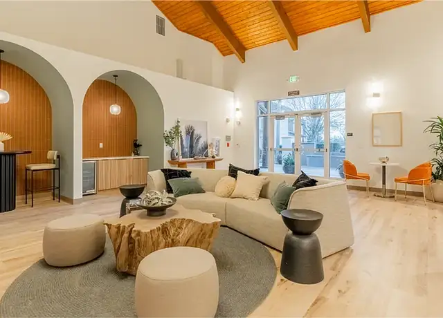 Photo of 850 Sacramento Ave, West Sacramento, CA 95605
