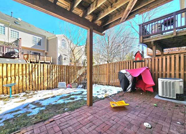 Photo of 7427 Ardglass Ct, Lorton, VA 22079