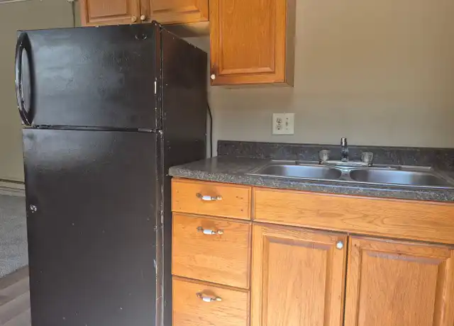 Property at 421 State Ave Unit 301, Owatonna, MN, 55060, 0 beds, 1 bath, [object Object]