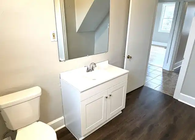 Property at 221 Park St Unit 2, Greensburg, PA, 15601, 1 bed, 1 bath, [object Object]
