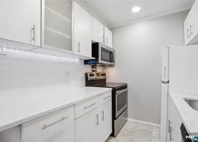 Property at 56 68th St #7, Guttenberg, NJ, 07093, 1 bed, 1 bath, [object Object]