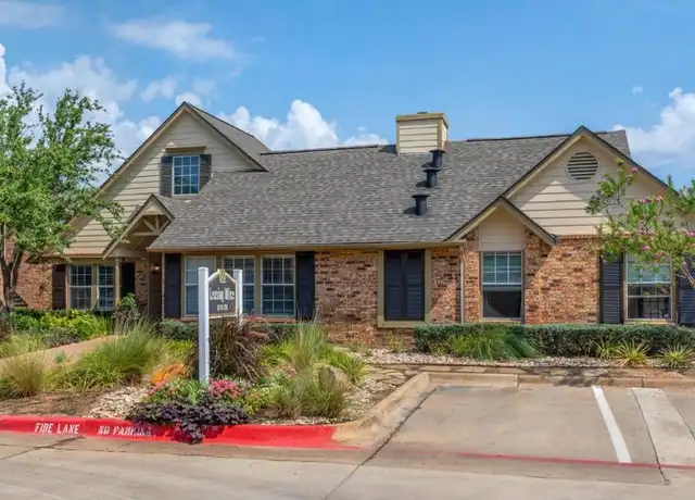 Property at 2618 Cinnamon Park Cir Unit 3763, Arlington, TX, 76016, 2 beds, 2 baths, [object Object]