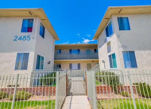 Property at Classic Courtyard Building on Venice Blvd - Secure, Convenient, Pet-Friendly - 2485 Venice Blvd, Los Angeles, CA, 90019, 1 bed, 1 bath, [object Object]