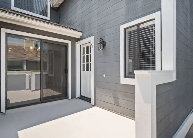 Property at 49 Coventry Ln, Aliso Viejo, CA, 92656, 2 beds, 2 baths, [object Object]