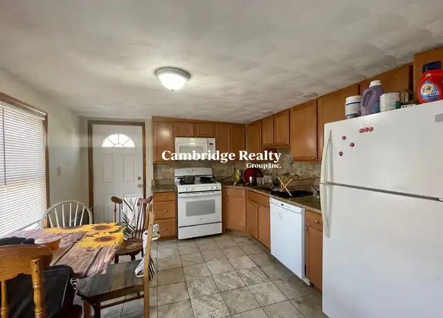 Property at 585 Somerville Ave Unit 1-A, Somerville, MA, 02143, 3 beds, 2 baths, [object Object]