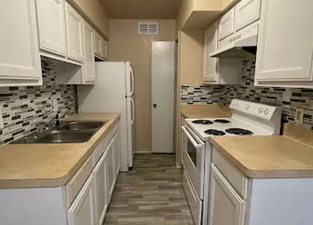 Property at 6760 Calmont Ave Unit 202, Fort Worth, TX, 76116, 1 bed, 1 bath, [object Object]