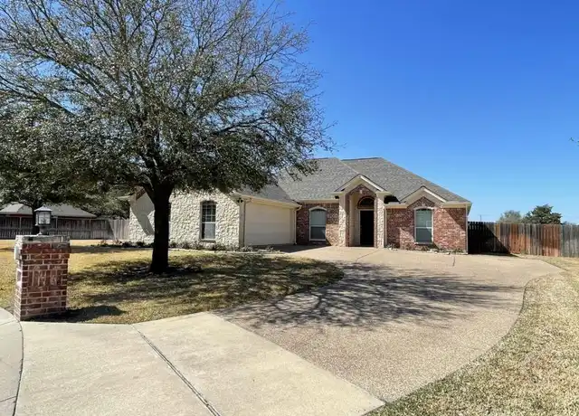 Property at 2500 Riders Way, Waco, TX, 76712, 4 beds, 2 baths, [object Object]