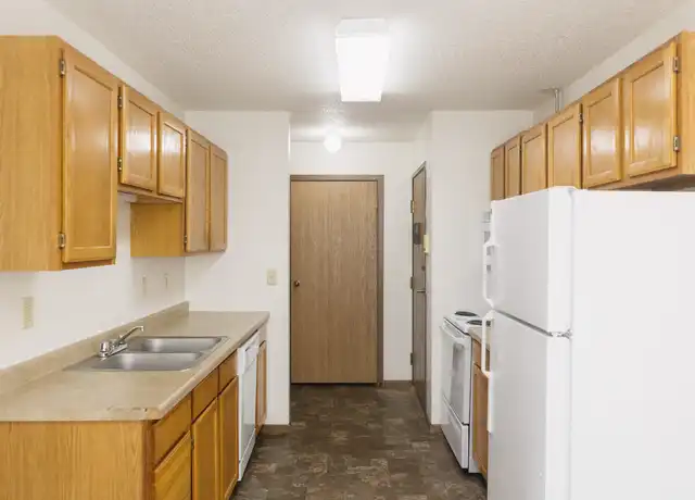 Property at 1401 12th St E, West Fargo, ND, 58078, 2 beds, 1 bath, [object Object]