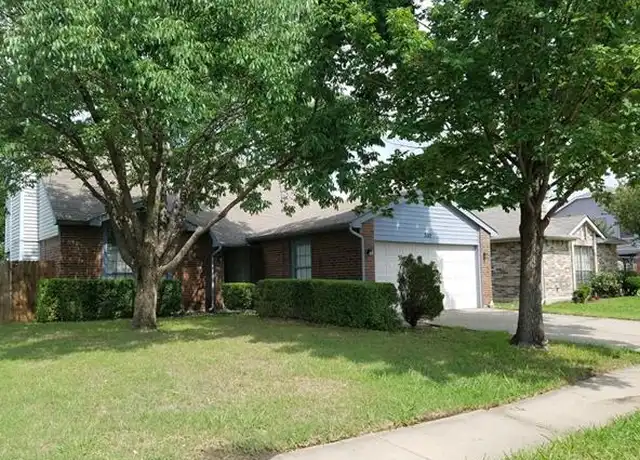 Property at 5110 Redwater Dr, Arlington, TX, 76018, 4 beds, 2 baths, [object Object]