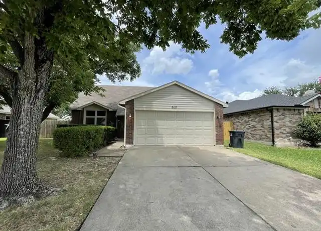 Property at 5110 Redwater Dr, Arlington, TX, 76018, 4 beds, 2 baths, [object Object]