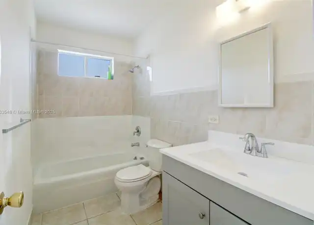 Property at 11332 SW 207th Dr Unit 1, Miami, FL, 33189, 2 beds, 1 bath, [object Object]