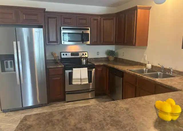 Property at 4 Commonwealth Ln Unit 102, Augusta, ME, 04330, 2 beds, 1 bath, [object Object]