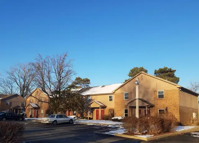 Property at 601 Wooddale Ter Unit 621 A, Greenwood, IN, 46142, 2 beds, 1.5 baths, [object Object]