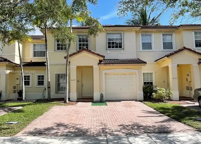 Property at 4129 NE 26th St #4129, Homestead, FL, 33033, 3 beds, 2.5 baths, [object Object]