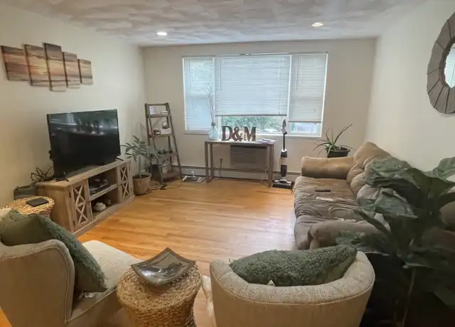 Property at 1105 Lexington St #9, Waltham, MA, 02452, 2 beds, 1 bath, [object Object]