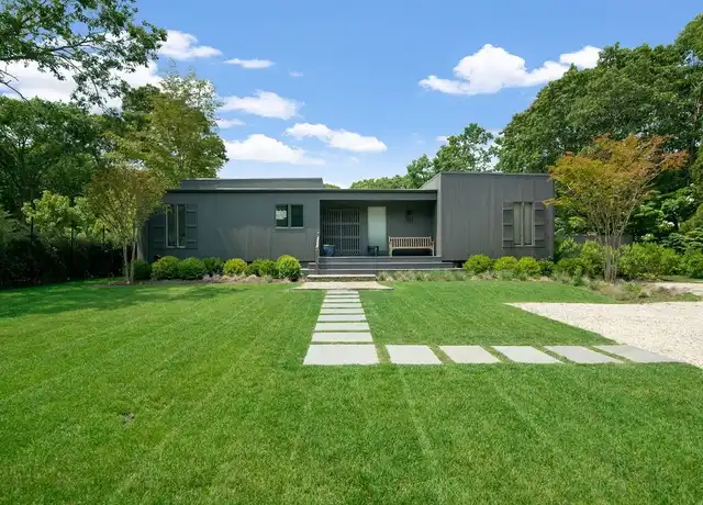 Property at 1 Oakwood Ct, Wainscott, NY, 11975, 3 beds, 3 baths, [object Object]