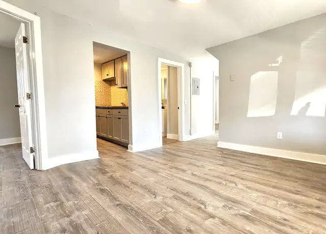 Property at 47 Willow St, Burlington, VT, 05401, 3 beds, 1 bath, [object Object]