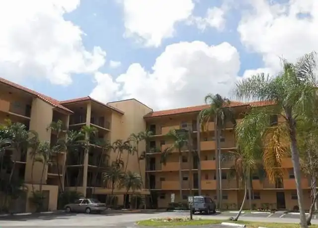 Property at 3955 N Nob Hill Rd, Sunrise, FL, 33351, 2 beds, 2 baths, [object Object]