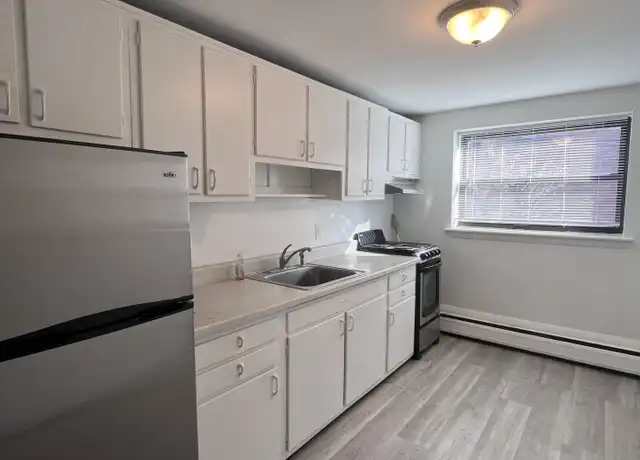 Property at 48 Harvard Ave Unit 2, Brookline, MA, 02446, 1 bed, 1 bath, [object Object]