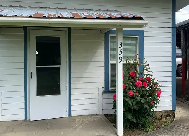 Property at 359 E First Ave, Sutherlin, OR, 97479, 3 beds, 1 bath, [object Object]