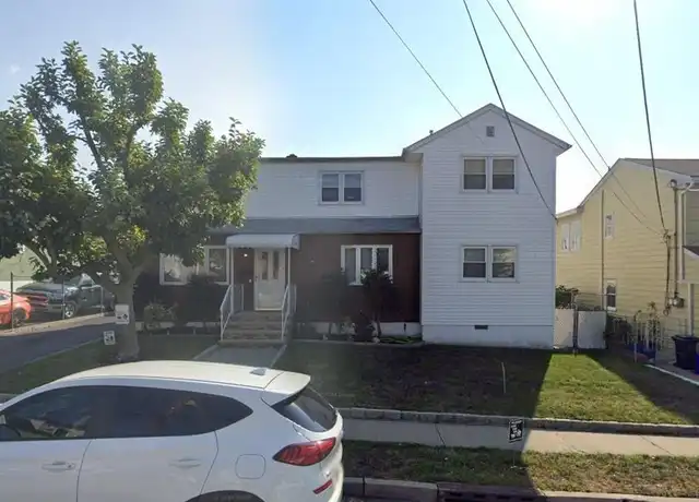 Property at 362 Thomas Ave, Lyndhurst, NJ, 07071, 2 beds, 1 bath, [object Object]